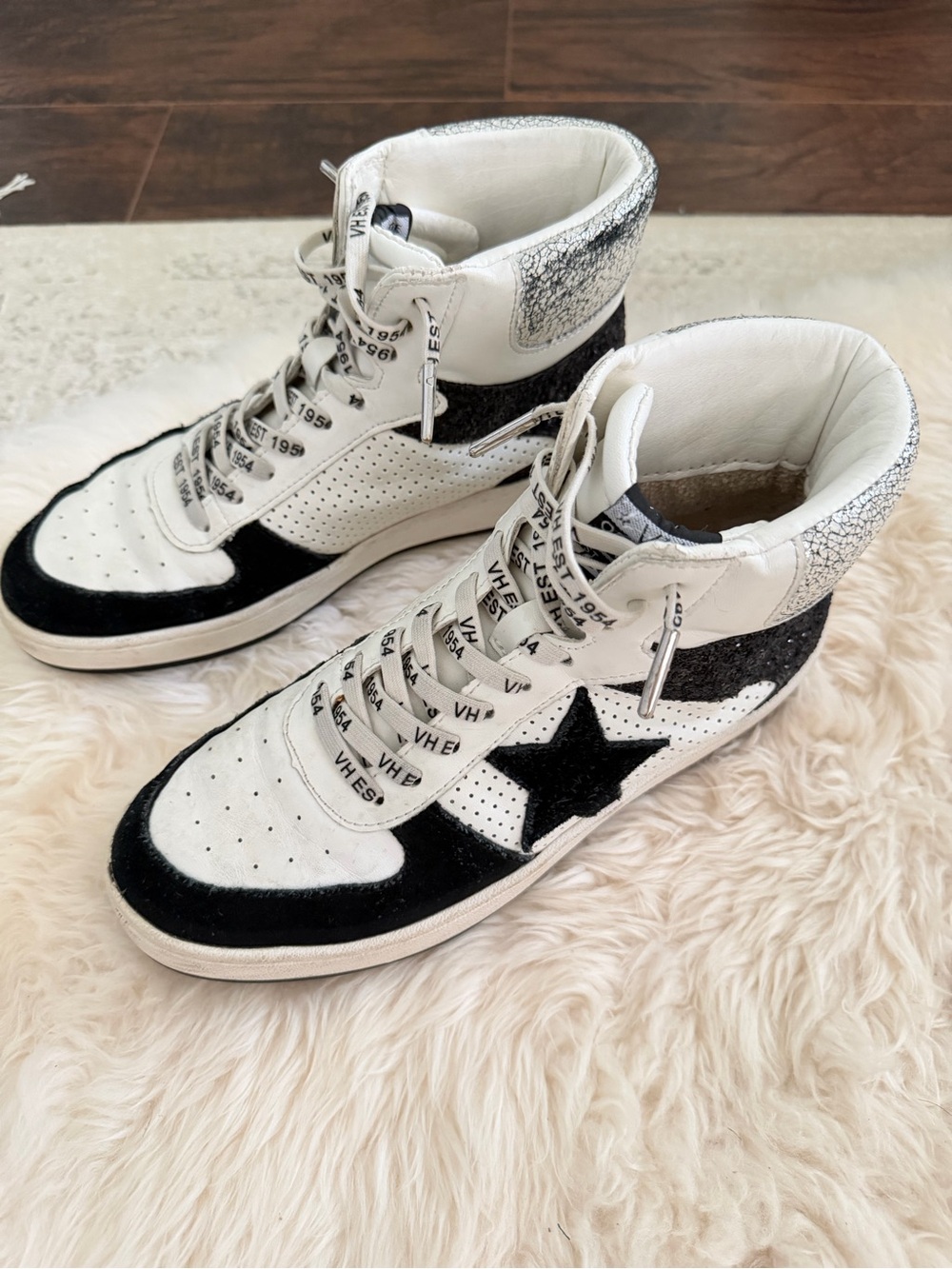Vintage Havana Black & White High-Top Star Sneakers Women’s Sz 8 - Picture 4 of 5